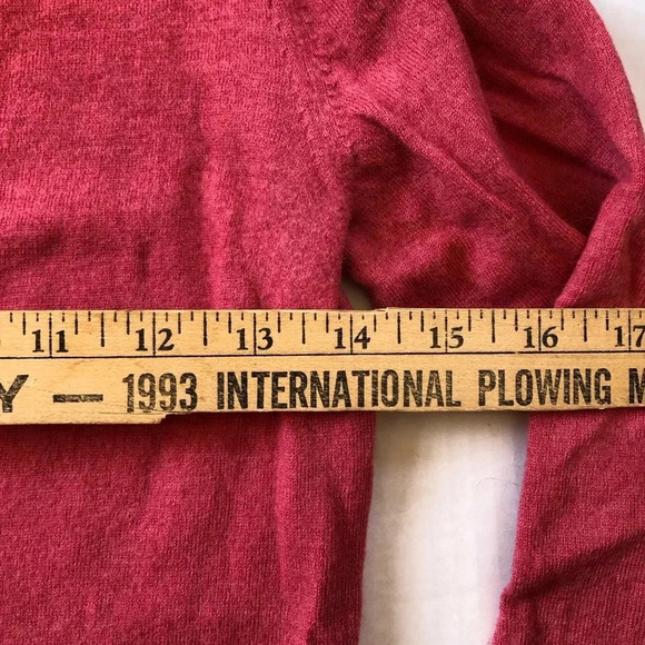 Coral Superfine  Merino Wool Cardigan - Picture 6 of 8